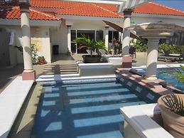Hotel Baluarte
