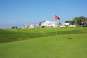Thunderbird Resorts - Poro Point
