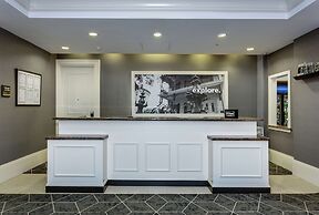 Hampton Inn & Suites Mobile- Downtown Historic District