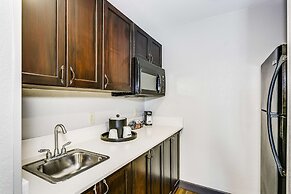 Hampton Inn & Suites Mobile- Downtown Historic District