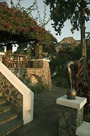 Posada del Tepozteco - Hotel & Gallery