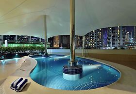 Oaks Liwa Heights Suites