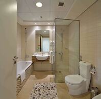 Oaks Liwa Heights Suites