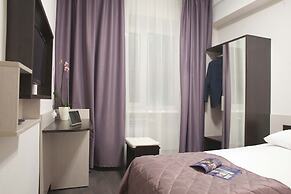 Russ Hotel