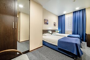 Russ Hotel