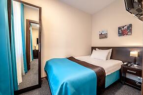 Russ Hotel