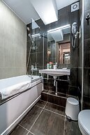 Russ Hotel