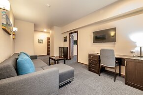 Russ Hotel