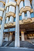 Russ Hotel