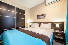 Russ Hotel