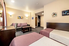 Russ Hotel