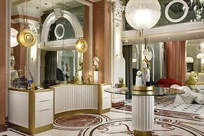 Leon's Place Hotel