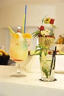 M Glamour Hotel