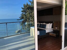 Royal Beach Boutique Resort & Spa