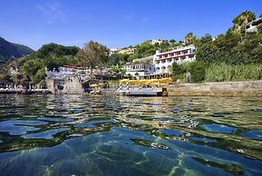 Strand Hotel Terme Delfini