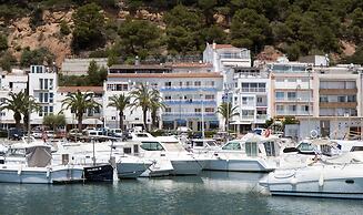 Hotel & Diving les Illes