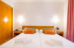 Hotel & Diving les Illes