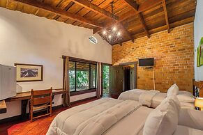 Hacienda La Pacífica Eco-Lodge