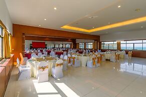 Mountain Beach Resort