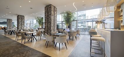 Hotel ILUNION Atrium