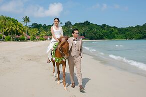 Nirwana Beach Club