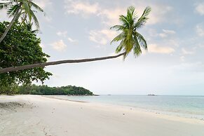 Nirwana Beach Club