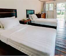 Nirwana Beach Club