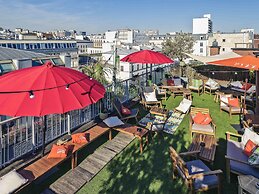 Relais de Lyon by Malone