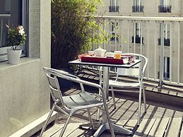 Relais de Lyon by Malone