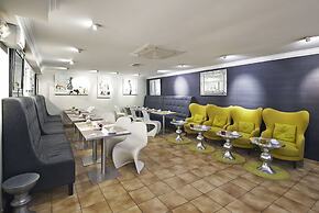 Relais de Lyon by Malone