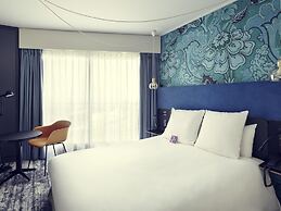 Relais de Lyon by Malone