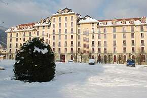 Terres de France - Appart'Hôtel Le Splendid