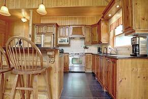Fiddler Lake Resort
