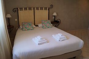 Hotel Restaurant Le Gardon - Pont du Gard