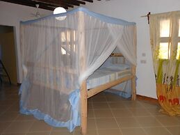Mbuyuni Beach Village - Bungalows