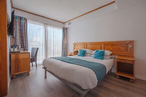 Gillieru Harbour Hotel