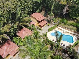 Esencia Hotel & Villas