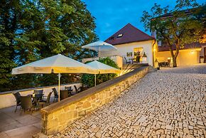 Bellevue Hotel Benešov