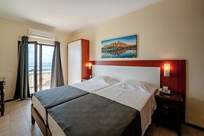 Hotel Avenida Praia