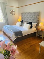 Mimosa Lodge