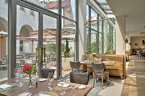 Augustine Hotel, Prague