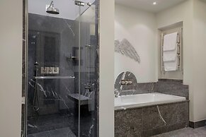 Augustine Hotel, Prague