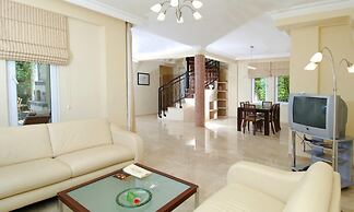 Goldcity Hotel