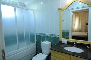 Goldcity Hotel