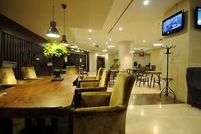 Goldcity Hotel