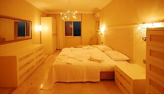 Goldcity Hotel