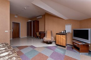 Briz Hotel