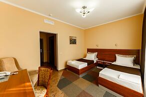 Briz Hotel