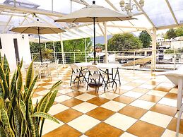 Hotel Jardines del Carmen