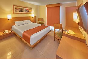 City Express by Marriott Mazatlán